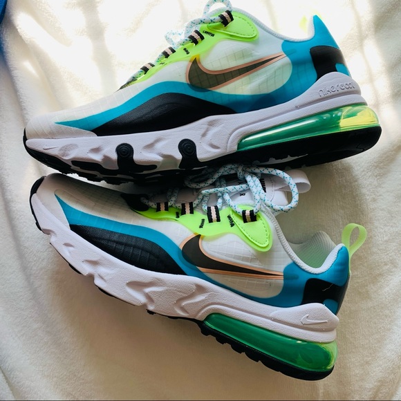 Nike Air Max 270 React SE - Picture 4 of 8
